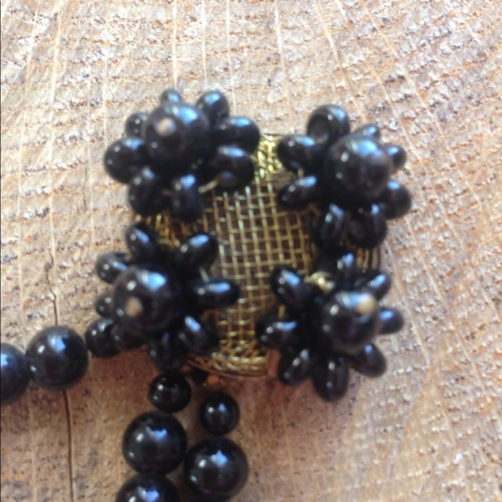 Antique Black Beaded Bracelet - Picture 3 of 4